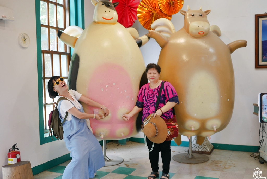 【苗栗】通霄 飛牛牧場 犇牛牛火鍋餐廳｜產地直吃新鮮純淨、香醇濃郁的鮮奶火鍋還有必吃甜點 飛牛白布丁！