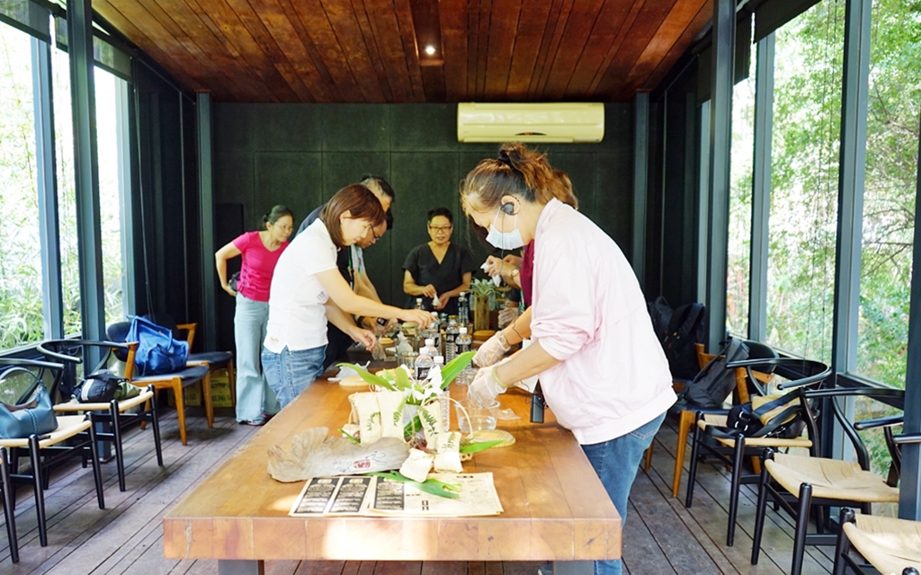 【新竹】 厚食聚落 洞穴酒吧XCafeX豆花舖X發酵坊X木炭坊｜竹北城市綠林 微型聚落，厚食也厚實  深耕在地農食文化的食農好店與聚落溫樸人情。