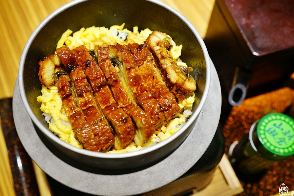 【桃園】 YAYOI 彌生軒 桃園春日店｜我心目中日式定食餐廳首選，超人氣推薦名古屋特選鰻櫃定食（鰻魚三吃）。