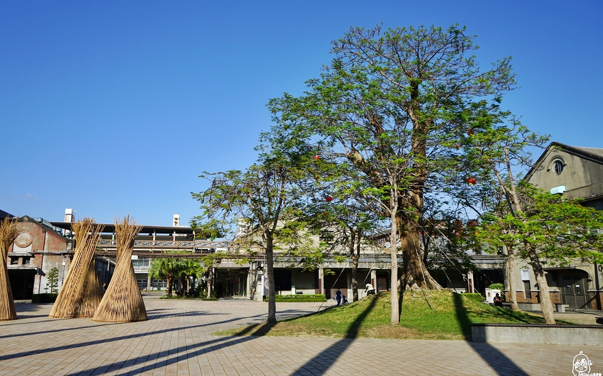 【臺中】文化創意產業園區｜後火車站周邊免費景點 舊台中酒廠活化新生成文化創意產業基地，是個集歷史建築、藝術文化、生活設計、市集展覽等..文創園區。