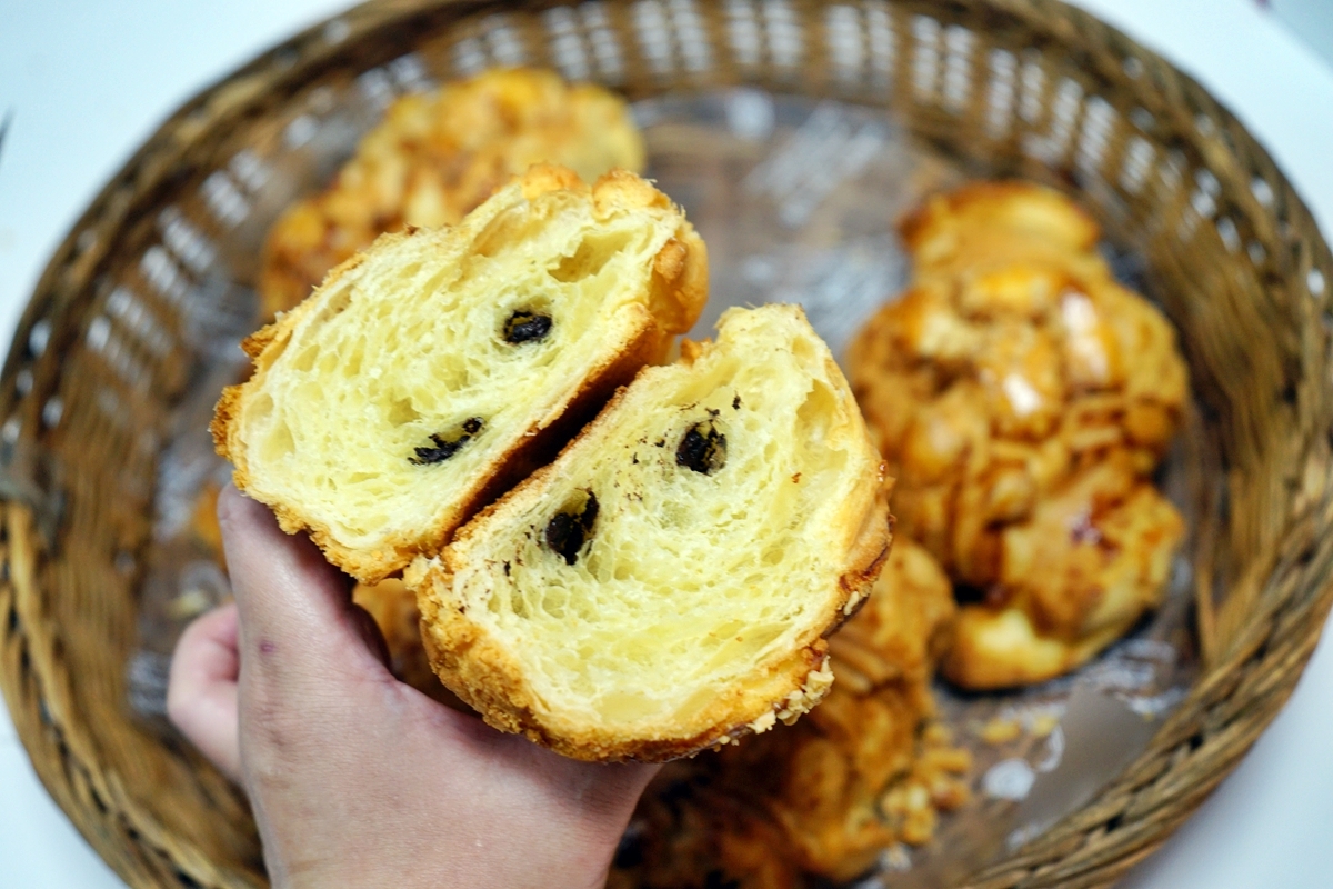 【桃園】水麥芽菓子烘焙工坊｜伴手禮回購率NO.1 。超水潤、古早味手撕蛋糕，講究天然食材 沒有化學添加物，小小孩也能安心吃。