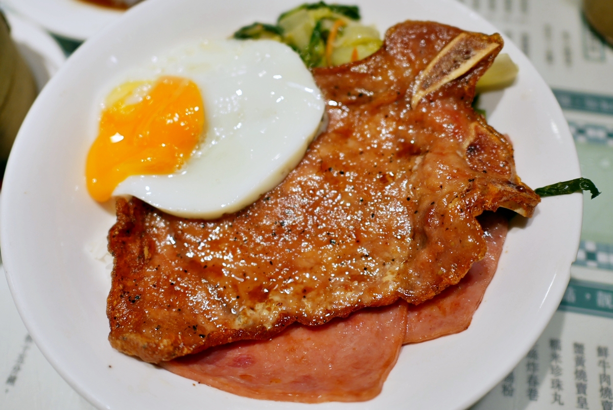 桃園 美生餐室（中華店）｜桃園火車站附近  平價復古港式茶餐廳、茶點專門店。