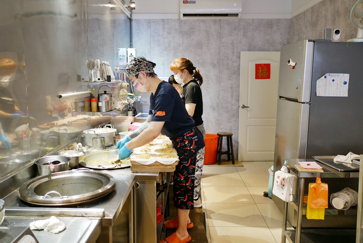 【桃園】健民潤餅｜近70年老店遷址後全新裝潢  簡約文青  每天自製現做在地古早味潤餅。