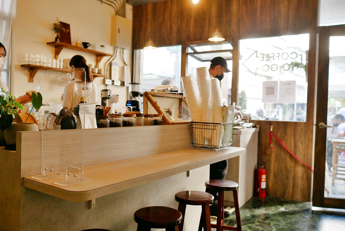 【高雄】 日和珈琲 GoodVibe Coffee｜日式懷舊復古咖啡店，屬於老派約會的日常，丹麥厚片吐司推薦必點。