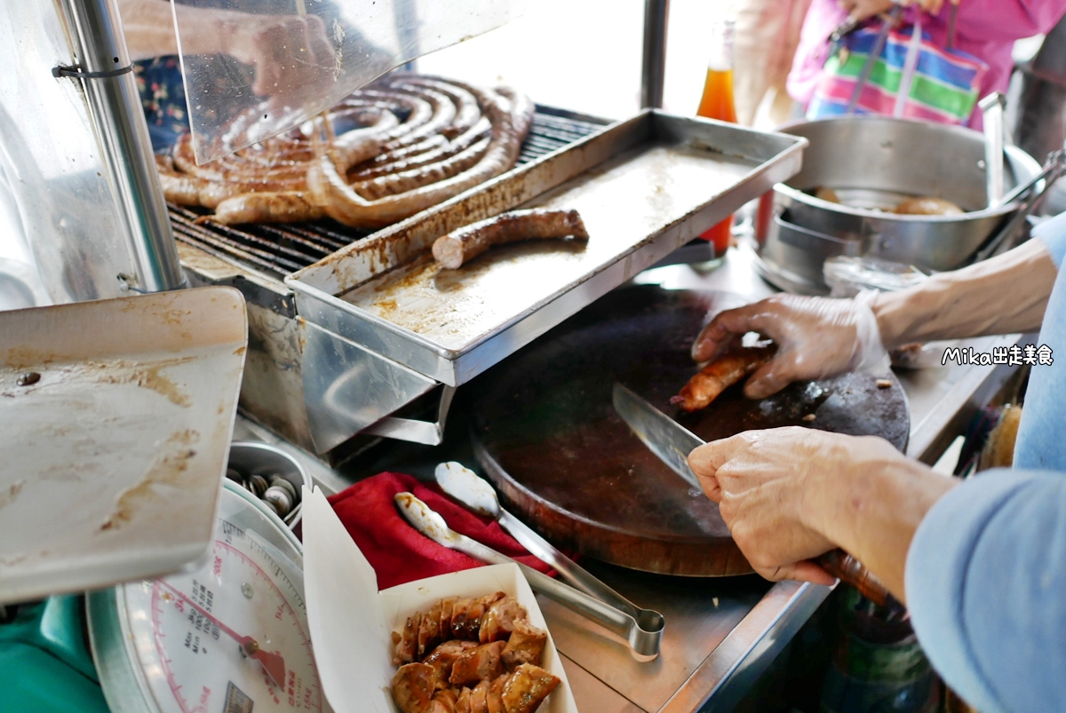 【嘉義】 信味香香腸鋪｜古早味銅板小吃  嘉義人的下午茶 南門圓環在地60年排隊老店 皇帝豆大腸、炭烤高粱香腸。