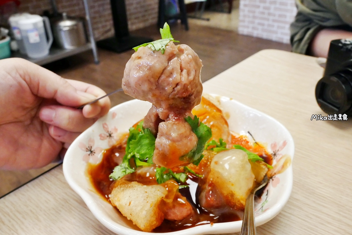 【桃園】 王哥肉圓 平鎮育達店｜育達高中周邊美食 現點現炸 脆皮肉圓  扎實肉餡很加分。