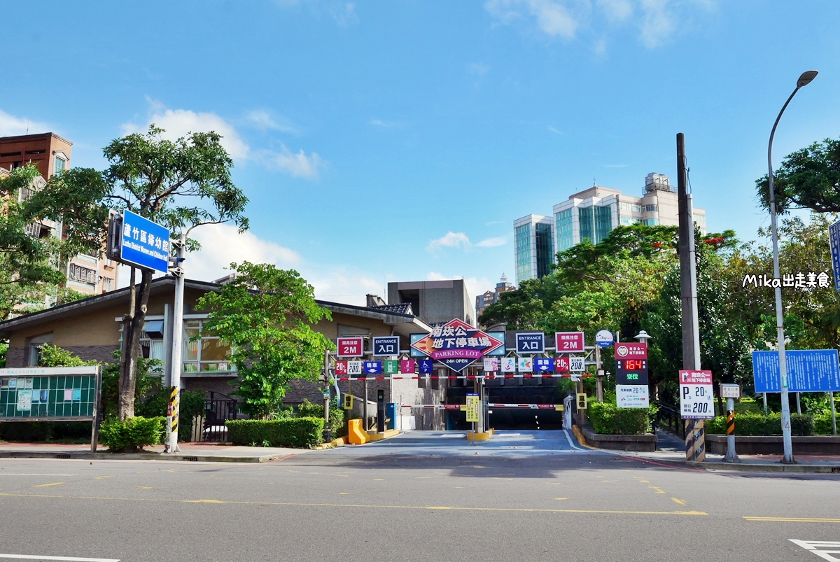 【桃園】 蘆竹南崁 香雞排蚵仔煎花枝羹｜仁愛黃昏市場內，在地人的下午茶三寶套餐，光這三樣就賣了20幾年 經典不敗。