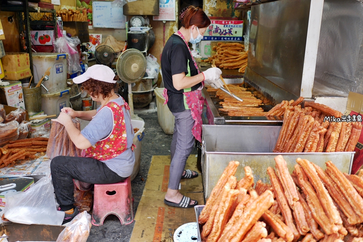 【桃園】 新珉油條店｜在地一甲子老店的油條批發店，批發到早餐店與麻辣鍋店的老油條專家！