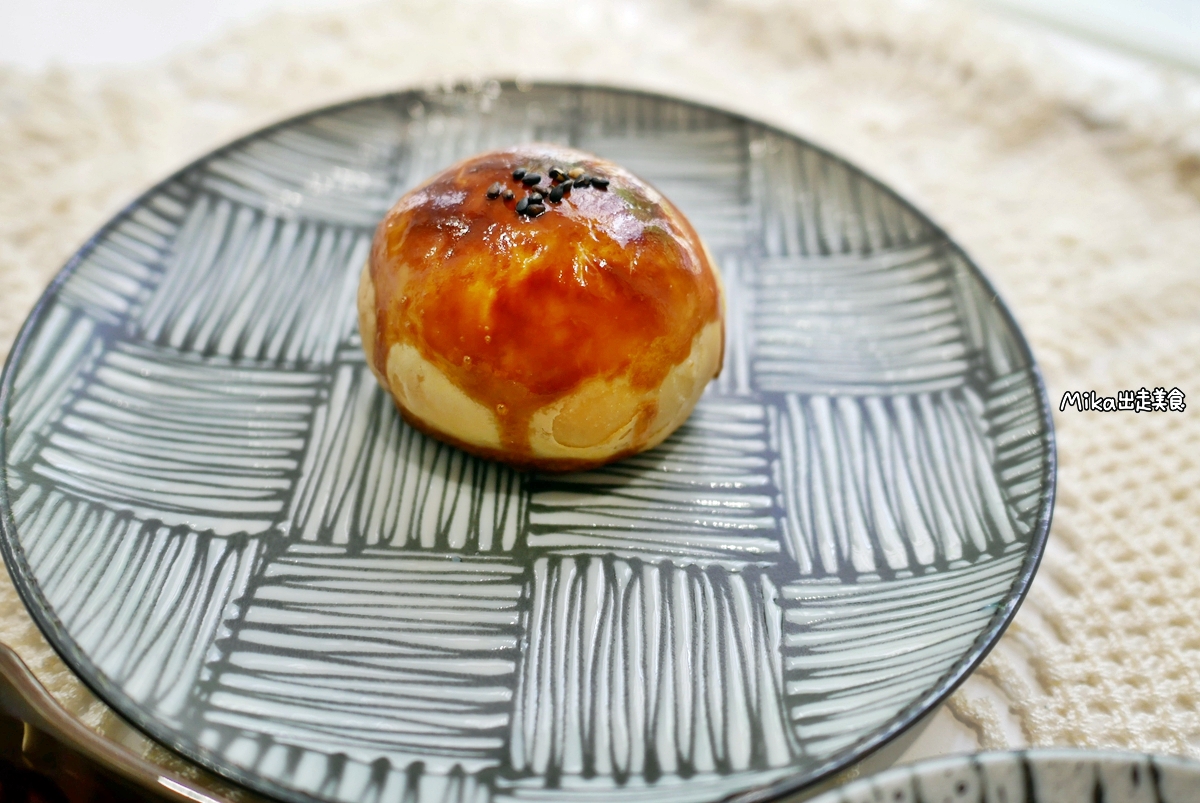 【桃園】 平鎮 一格 une pâtisserie｜忠貞市場旁 70年老宅雜貨店改造  復古優雅 雲南漢餅咖啡館。