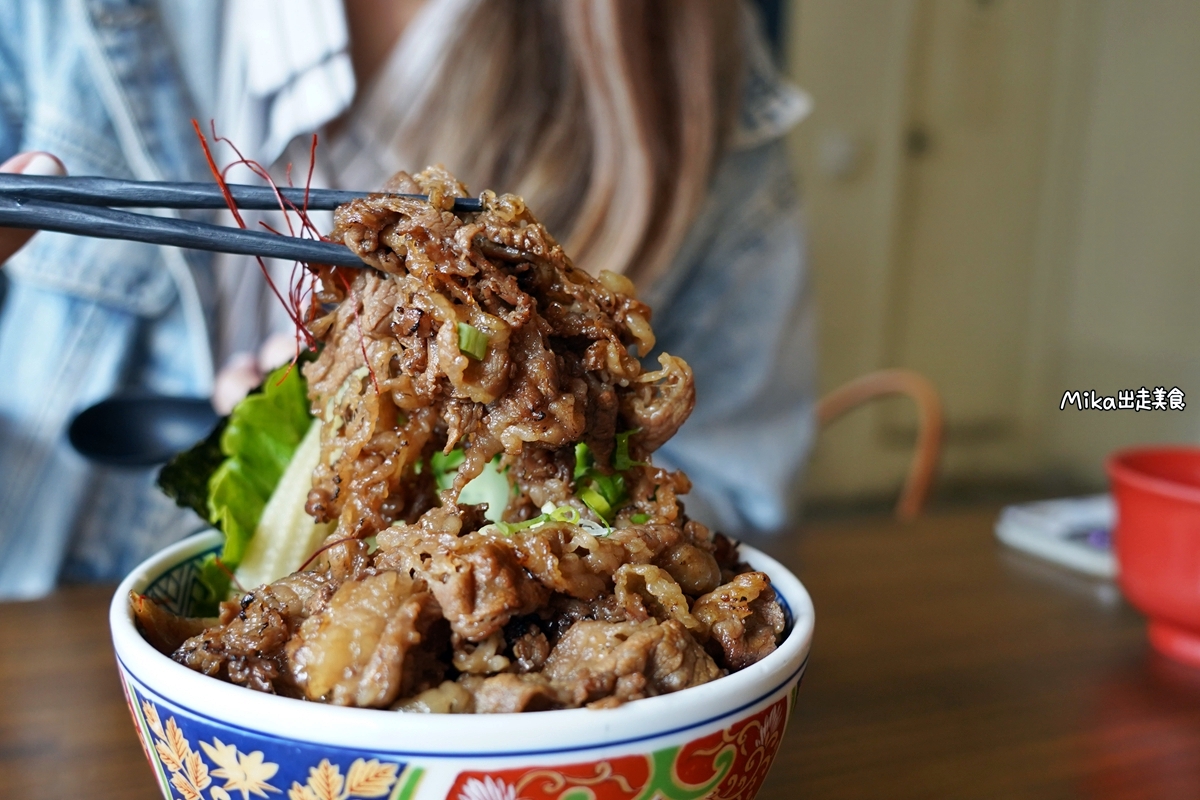 【苗栗】 宮本武丼 直火燒肉  頭份中華店｜高溫直火炙燒 大盛肉量 平價日式丼飯餐廳推薦，最低只要120元起！呼叫肉控 這裡直火炭燒 肉爆多，還有提供雞湯、紅茶、霜淇淋任你吃到飽。