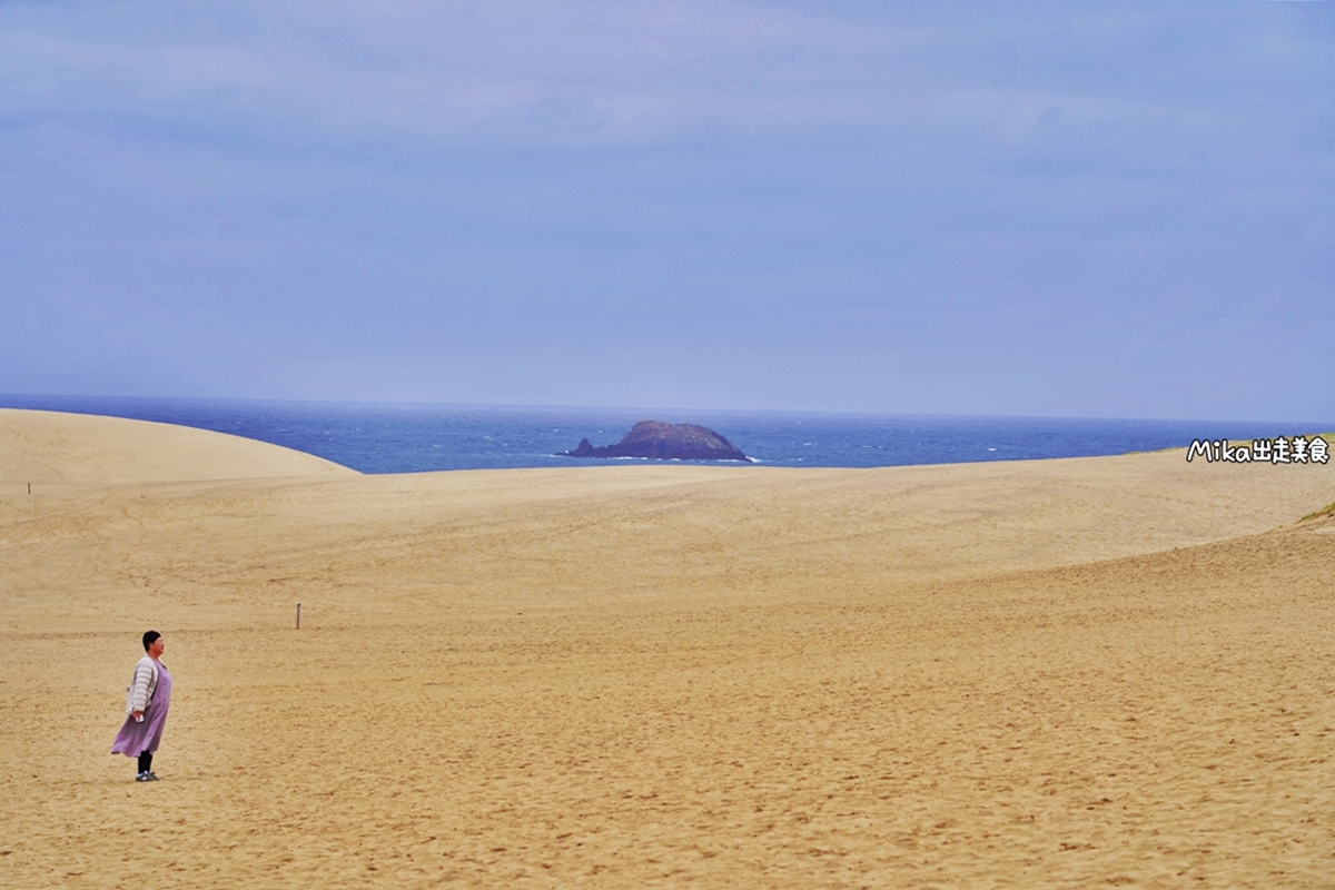 【日本】 山陰 鳥取沙丘｜海岸邊 綿延 2 公里 日本最大規模的沙丘，還有乘駱駝體驗，好有沙漠風情。