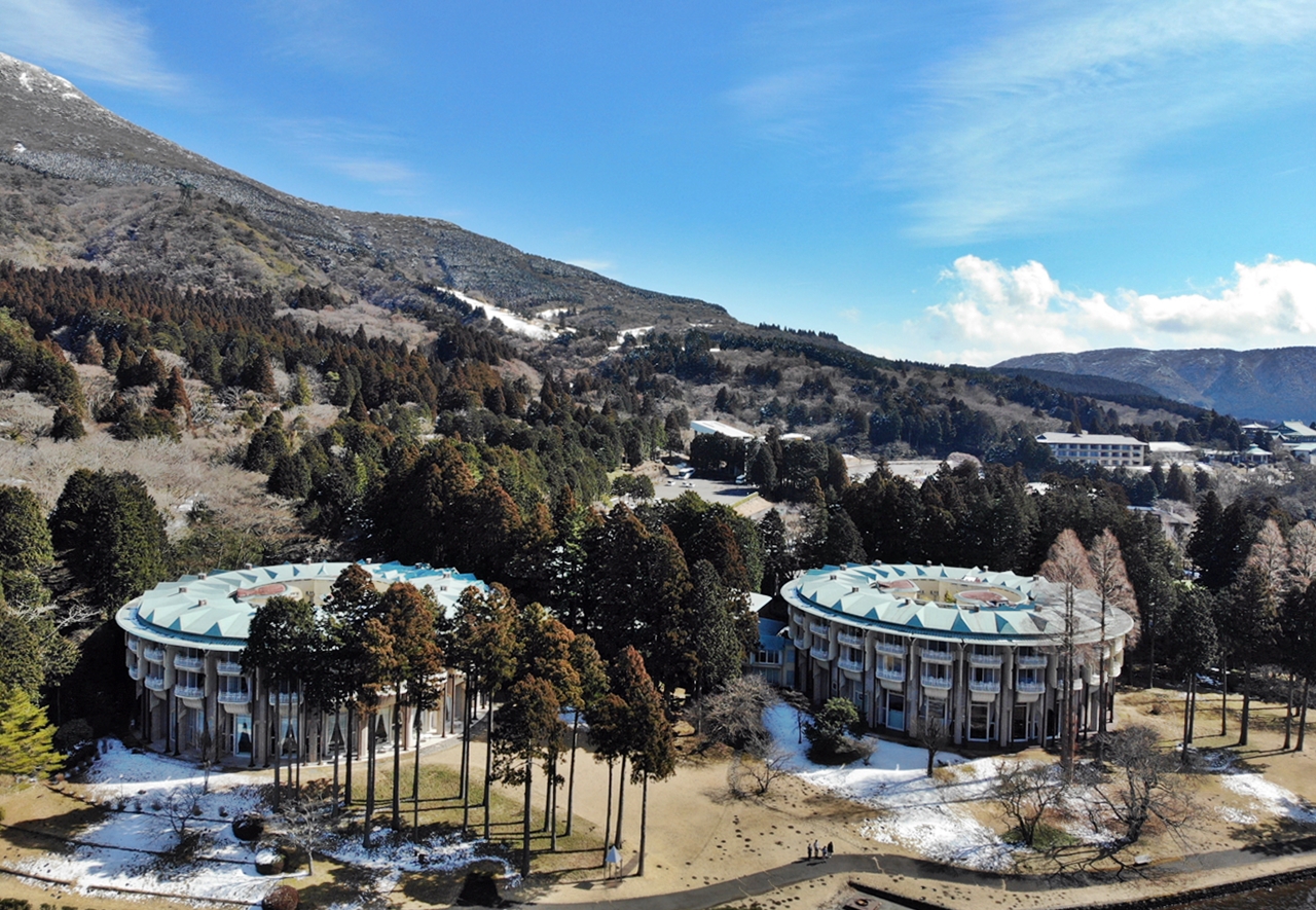 【日本】 箱根 蘆之湖皇家王子大飯店｜箱根推薦住宿 坐擁富士山腳下與蘆之湖畔，還設有通往駒岳山高空纜車的絕美湖畔飯店。