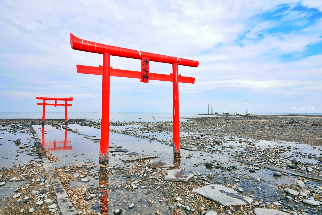 【日本】佐賀 沖之神｜ 傳說中的大魚神社「海中鳥居」，潮汐大起大落的有明海中，退潮才會現身 陸海連一線鳥居。