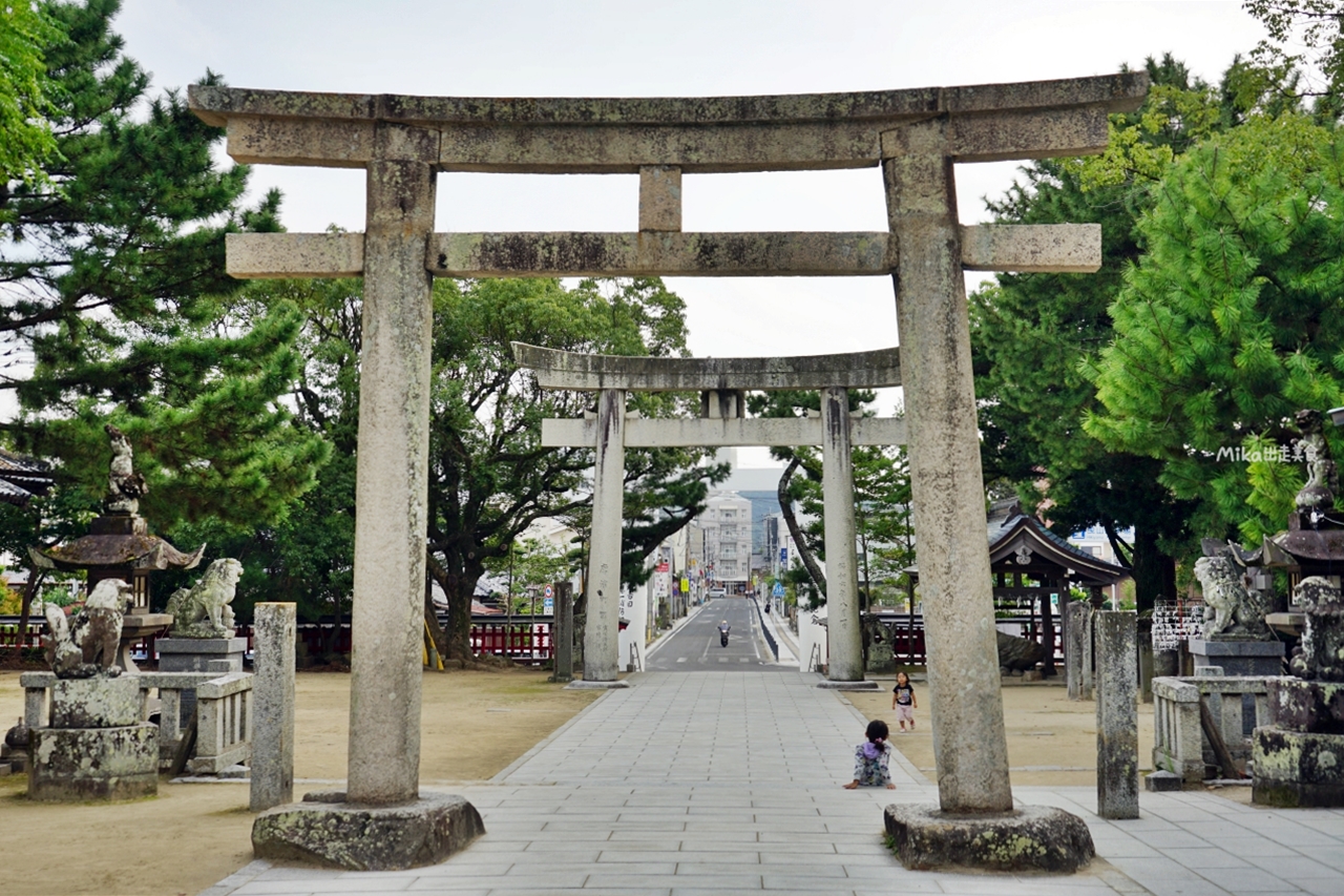 【日本】 佐賀 唐津宮日節  曳山展示場＆唐津神社｜有超可愛御守還有寵物御守的唐津神社以及秋日祭典「唐津宮日節」的曳山展示場。