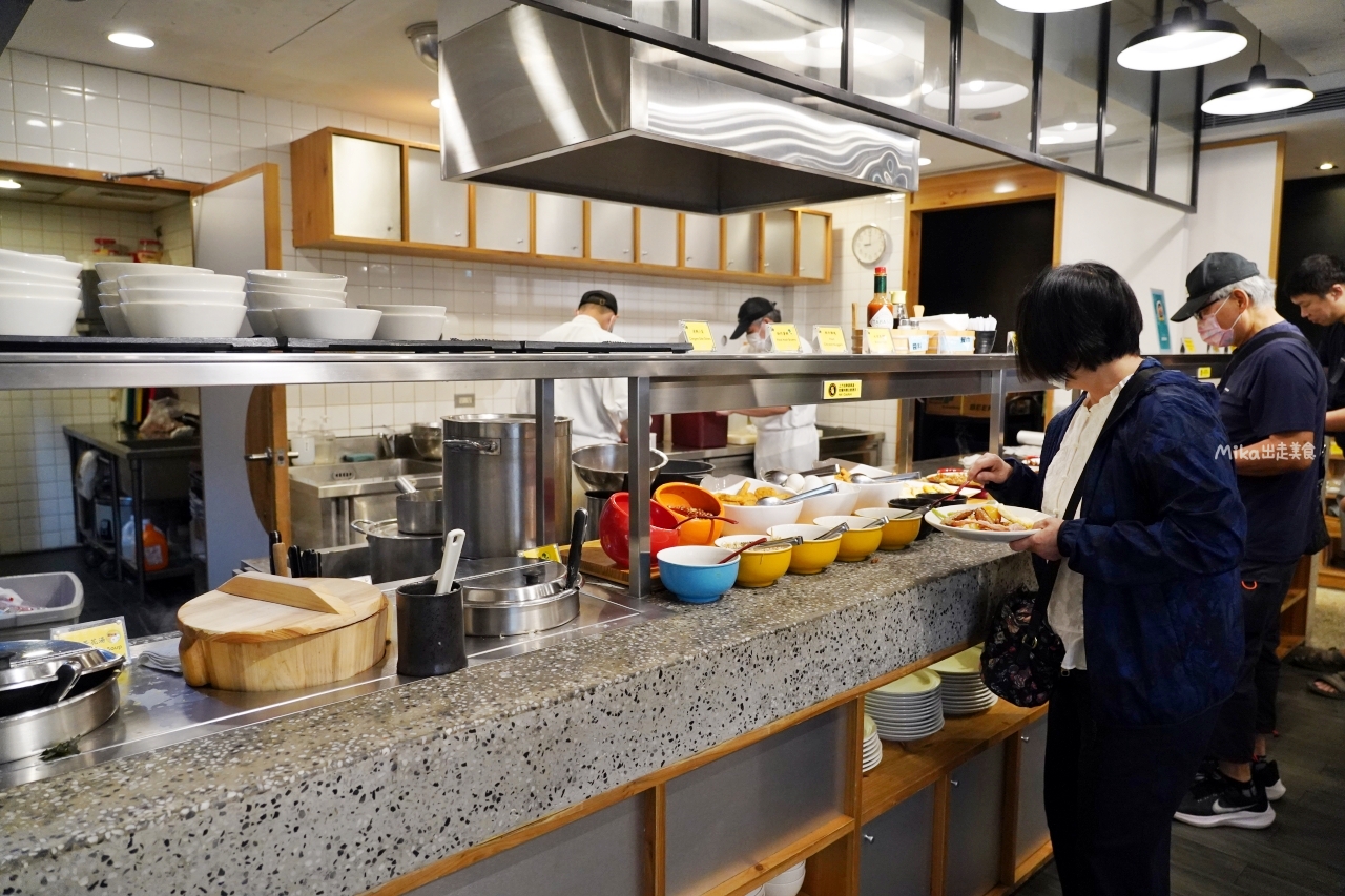 【宜蘭】 捷絲旅  宜蘭礁溪館｜晶華集團旗下 平價旅宿，火車站周邊  市中心內 ，台日混血簡約風，寬敞房型還有超大泡湯池。