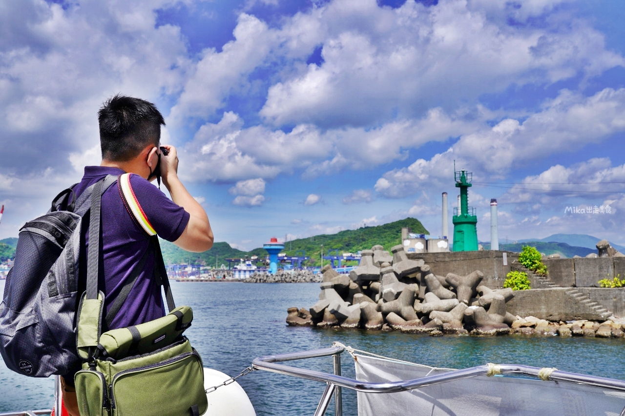 【基隆】 和平島水路之旅｜2023基隆國際遊輪觀光巴士再次啟動，這次海陸通包，搭全新快艇走水路 遊基隆，再換觀巴逛市場、訪廟宇古蹟，探索和平島地質公園秘境。