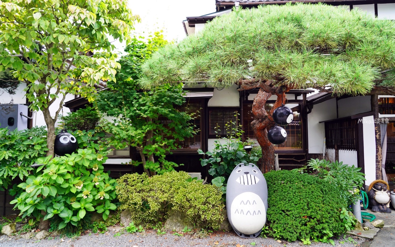 【日本】 福島市 飯坂溫泉 青葉旅館｜這家百年溫泉旅館超怕你餓，一泊二食  不管晚早餐光前菜至少30道起跳，吃在地 食當季，泡湯還請你免費喝清酒。