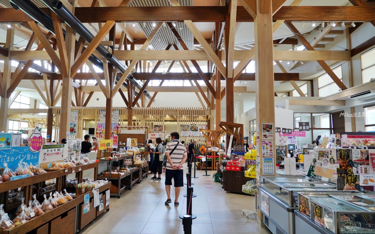 【日本】 福島市 道の駅 ふくしま｜購物土特產、水果、美食街的公路休息站，還有吉利蛋與莫魯貝的超萌人孔蓋。