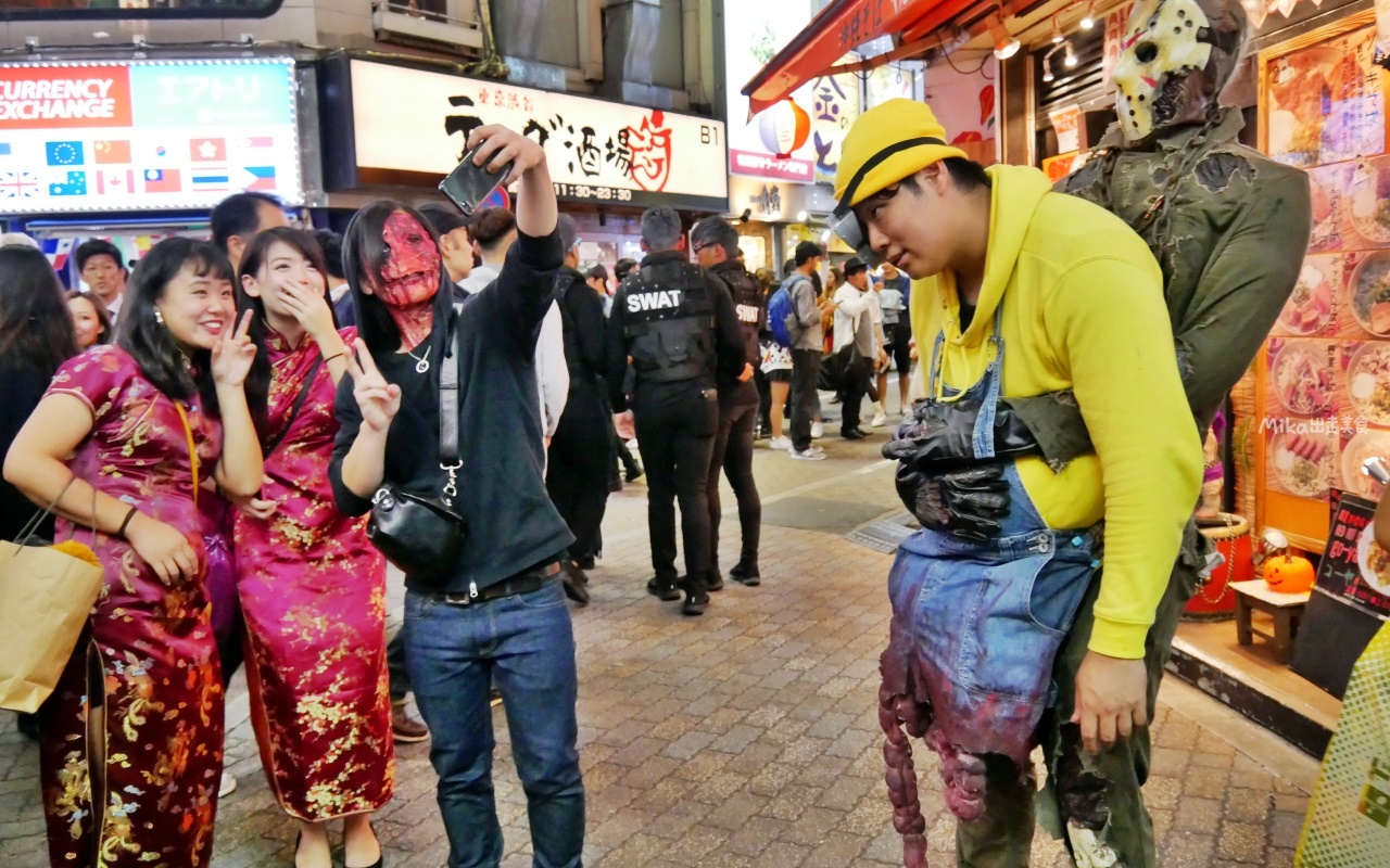 【日本】 東京澀谷 ｜ 東京最盛大 一年一度盛大扮裝 群魔亂舞 萬聖節派對，推薦俯瞰澀谷站前十字路口的置高拍攝點。