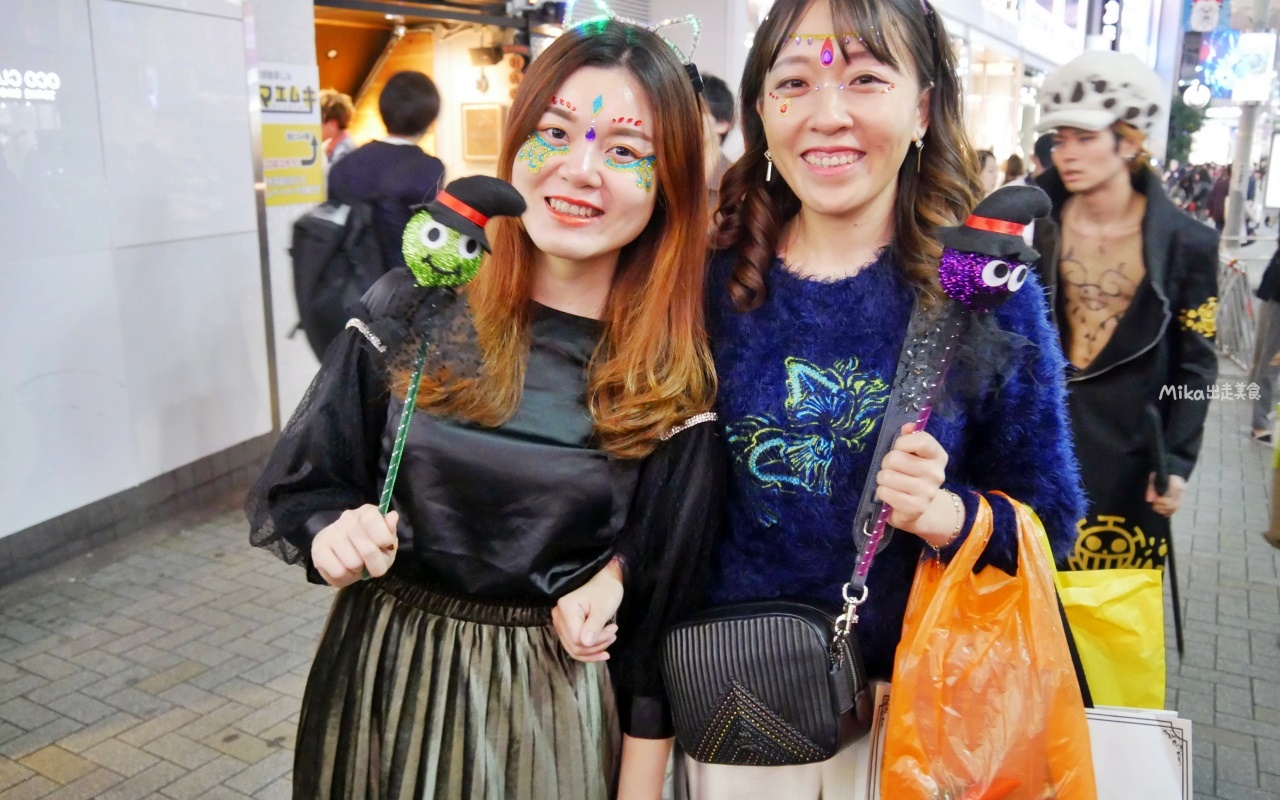 【日本】 東京澀谷 ｜ 東京最盛大 一年一度盛大扮裝 群魔亂舞 萬聖節派對，推薦俯瞰澀谷站前十字路口的置高拍攝點。