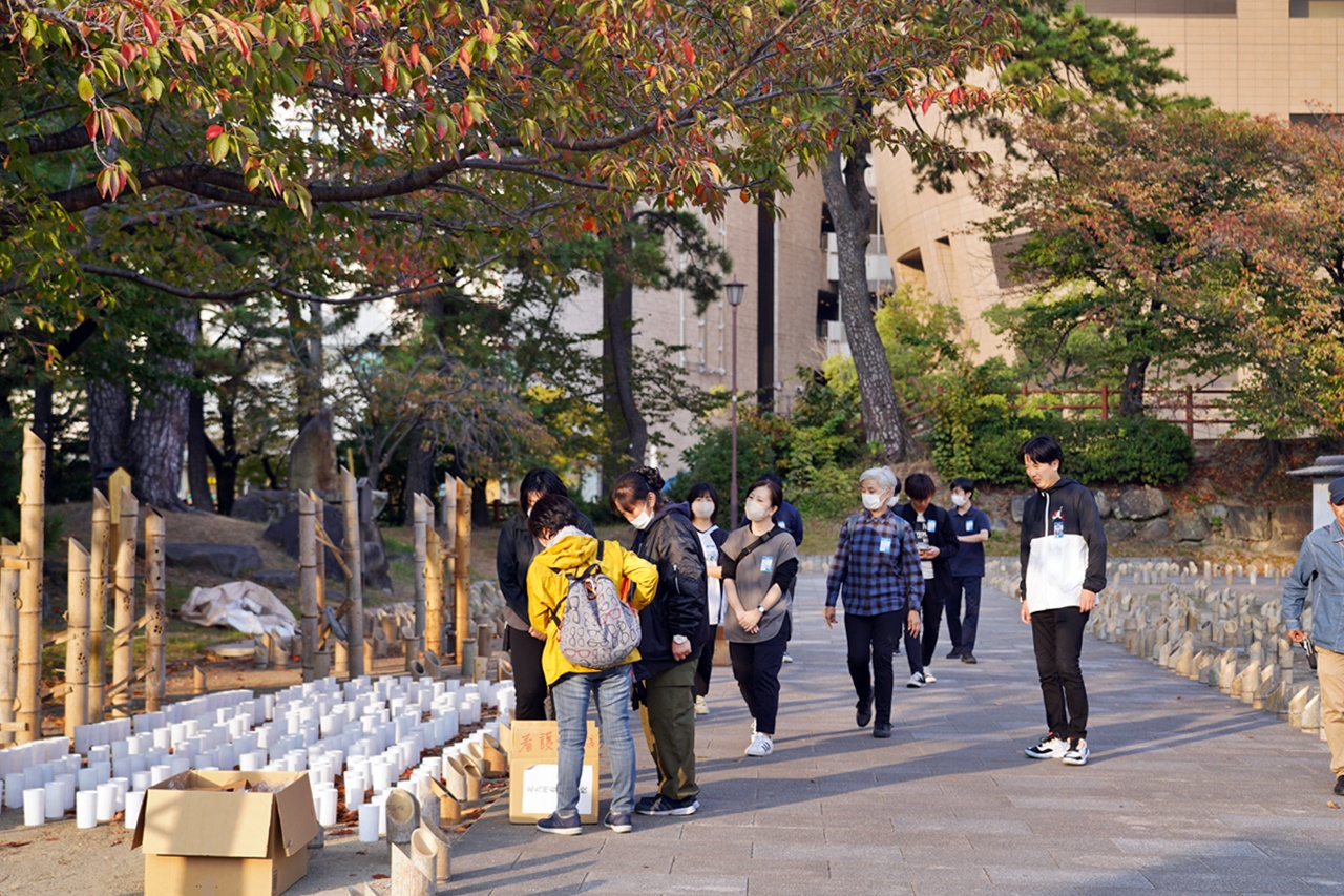 【日本】 北九州市 小倉城 ｜秋季期間限定 小倉城竹燈祭，點亮 30,000 個竹燈籠的夢幻浪漫祭典。