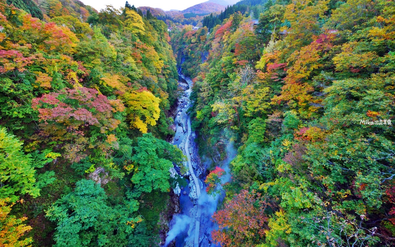 【日本】 東北秋田 小安峽大噴湯｜隱藏版景點 深V峽谷楓紅 還有舉世罕見的超大溫泉蒸氣噴湯，又稱“地獄釜”。