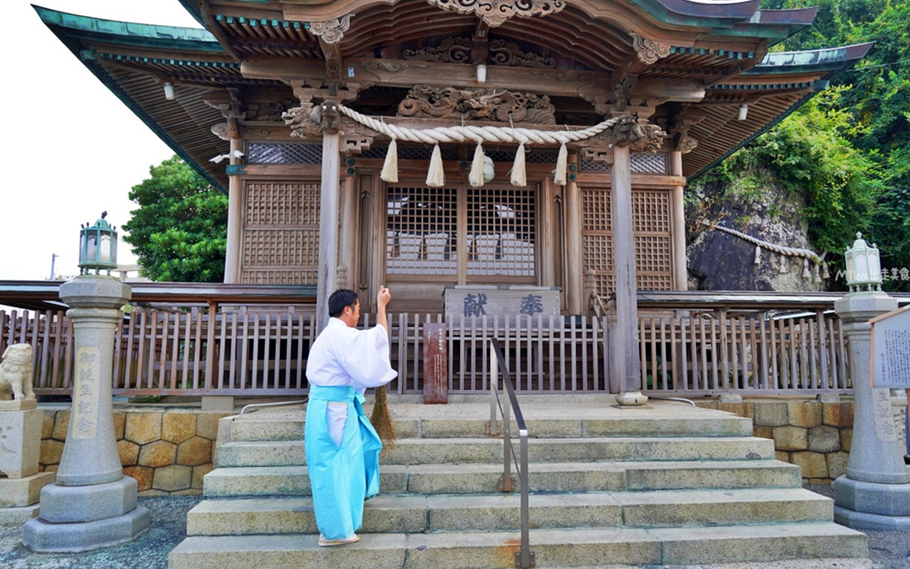 【日本】 北九州 和布刈神社｜門司港景點  面向關門海峽  九州最北端神社，還有超可愛 用釣的河豚御神籤以及海中石燈籠。