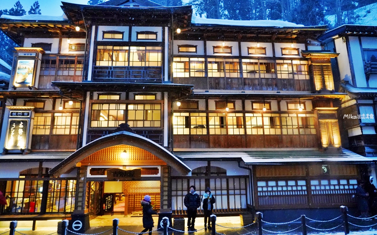 【日本】 山形 銀山温泉 Ginzan Onsen｜鄉間木造旅館溫泉街，好像神隱少女場景！還有公共浴場、足浴可以泡喔。