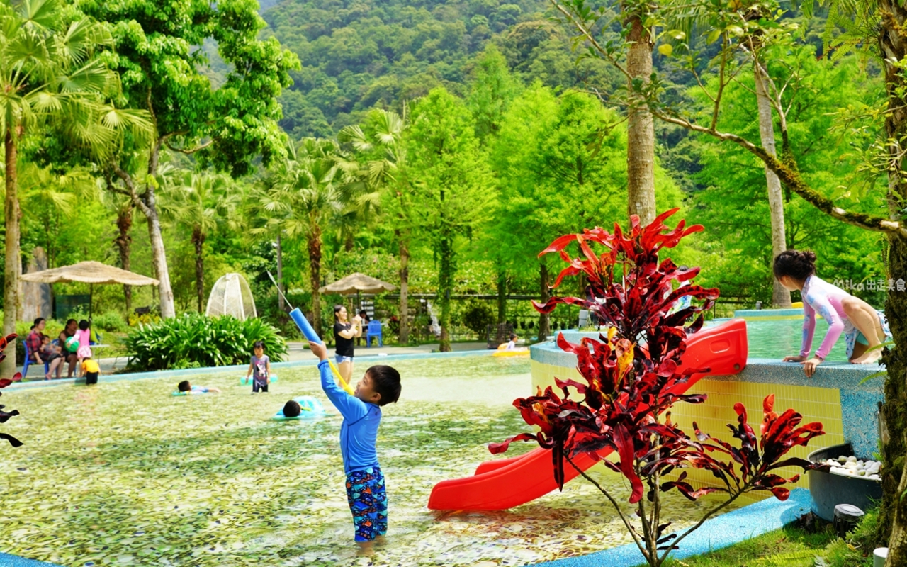 【宜蘭】 員山 鳳梨屋水上莊園｜宜蘭必去 親子一日遊景點！除了豪華露營的客人，這裡也開放一日遊了，入園門票只要$200 還可以抵消費100元。