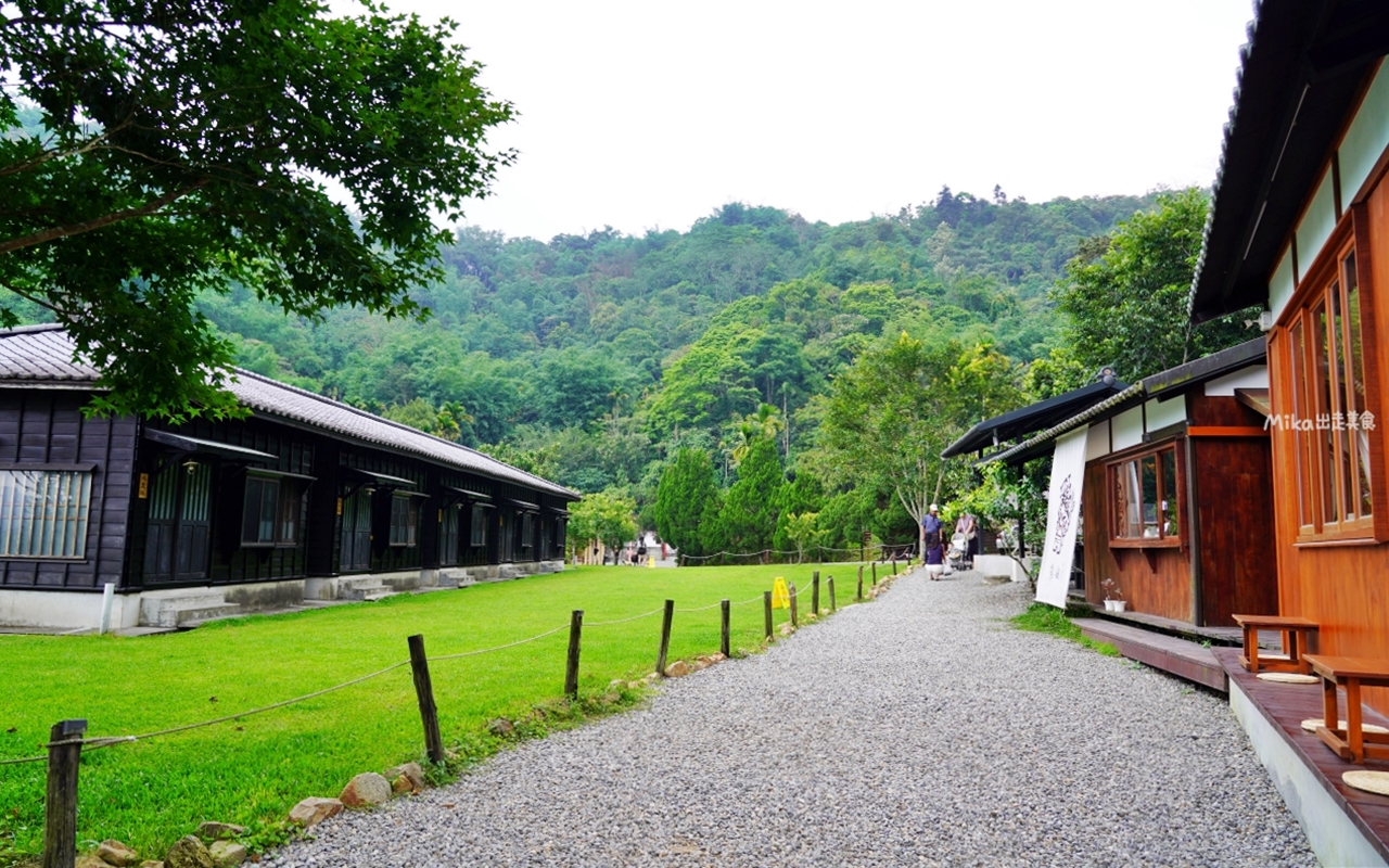 【南投】 日月潭 湖の怪物 咖啡｜根本日本文青風景點，將阿嬤自製傳統紅龜粿變身可愛湖怪，好吃也好拍。