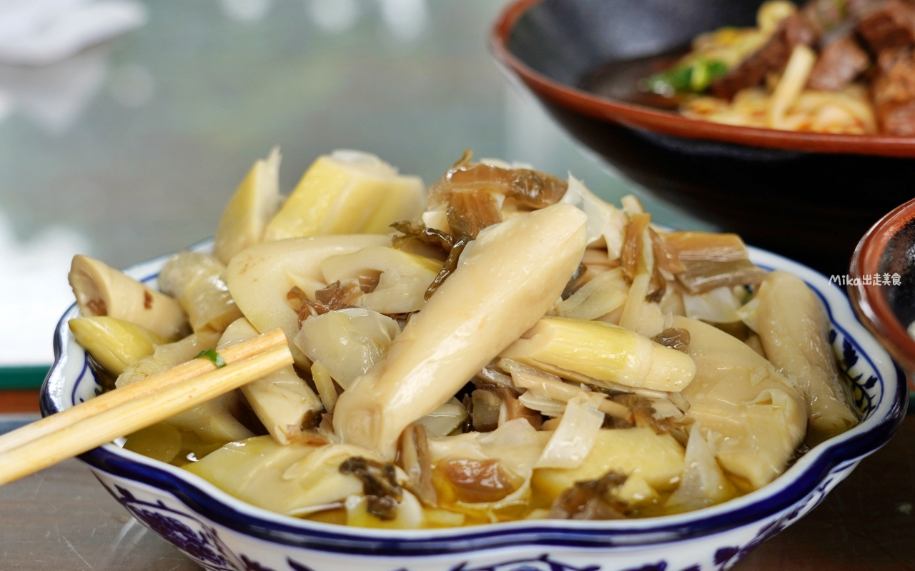 【桃園】 龍潭 三步五食休閒漁池 餐廳｜蓋在釣魚池上 現釣活魚餐廳，部分餐點需事先預約，魚肉鮮甜水嫩無土味，還有牛肉麵、客家料理等…。