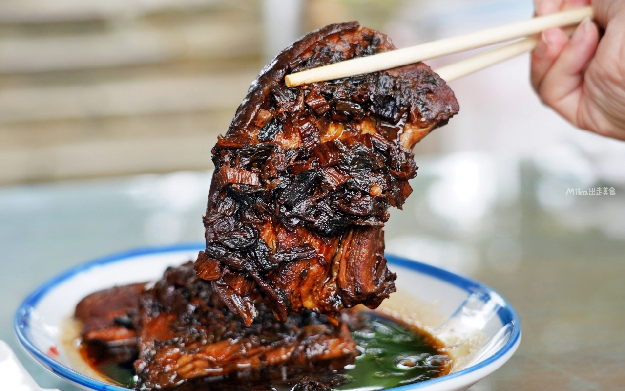 【桃園】 龍潭 三步五食休閒漁池 餐廳｜蓋在釣魚池上 現釣活魚餐廳，部分餐點需事先預約，魚肉鮮甜水嫩無土味，還有牛肉麵、客家料理等…。