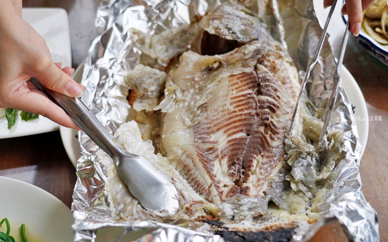 【桃園】 龍潭 三步五食休閒漁池 餐廳｜蓋在釣魚池上 現釣活魚餐廳，部分餐點需事先預約，魚肉鮮甜水嫩無土味，還有牛肉麵、客家料理等…。