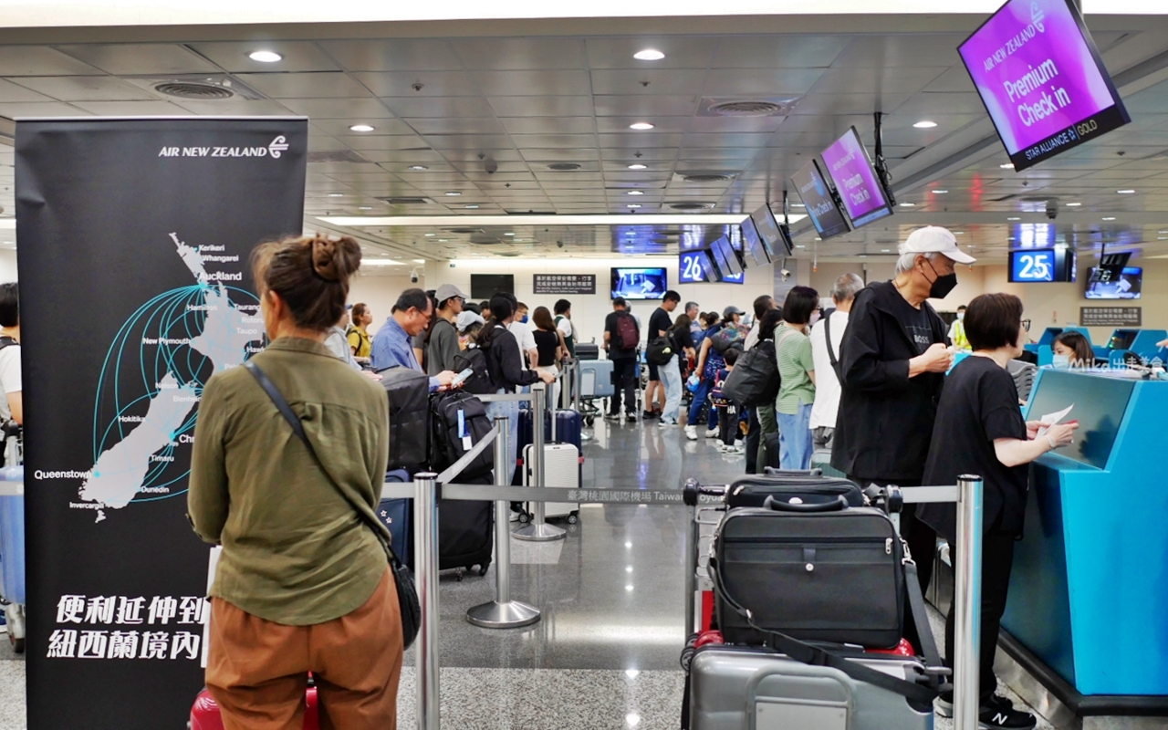 【紐西蘭航空】 台北唯一直飛紐西蘭｜開箱獨家平民版商務艙（空中沙發）跟豪經艙以及商務艙初體驗，挑戰第一次帶寶寶飛長途就上手。