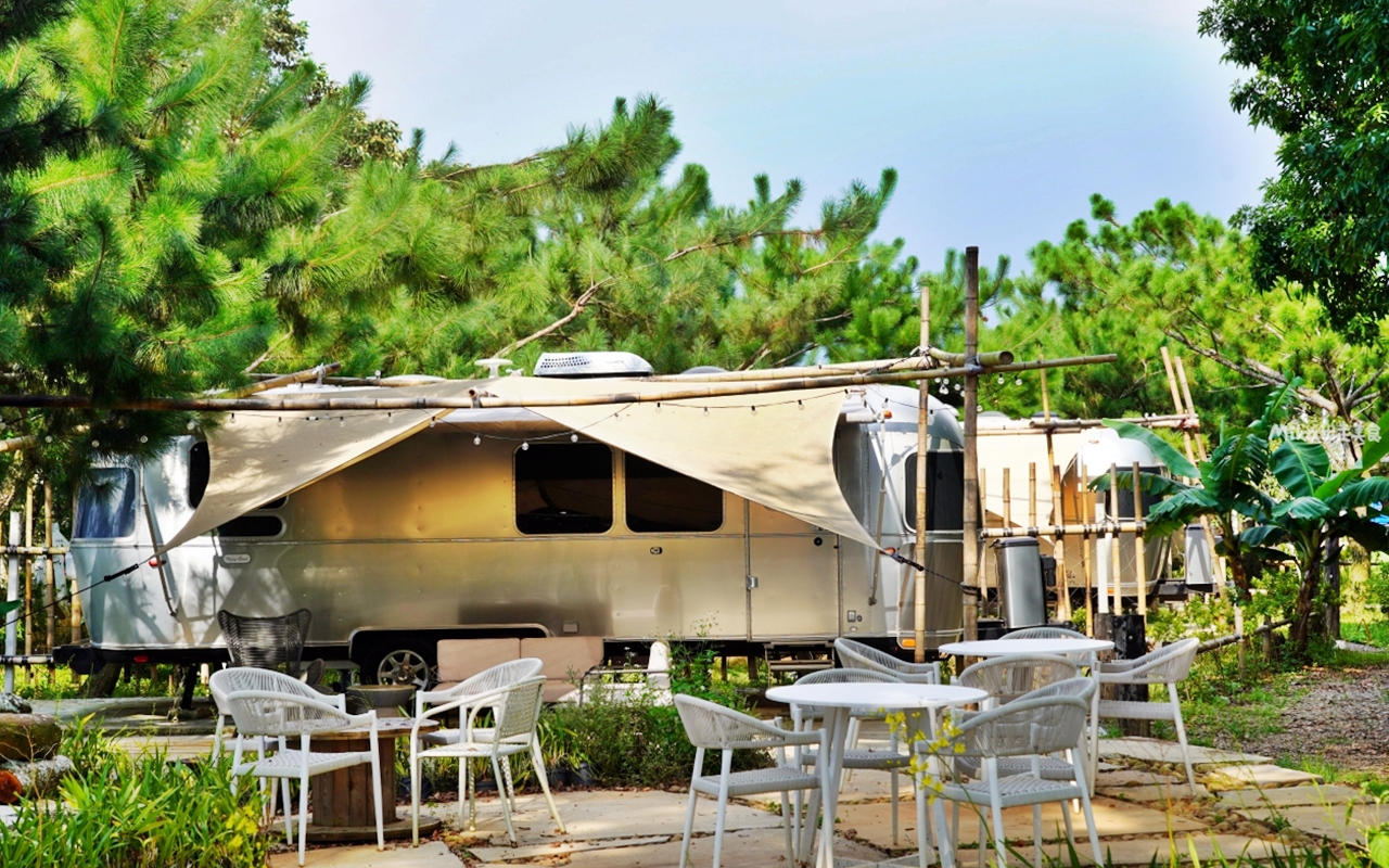 【苗栗】 卓蘭 小巷清風 Le.Alley Autocamp Resort ｜新開幕 山區巷弄內 隱藏版 一泊三食 野奢露營，採用原裝進口 百年品牌 Airstream 露營拖車。