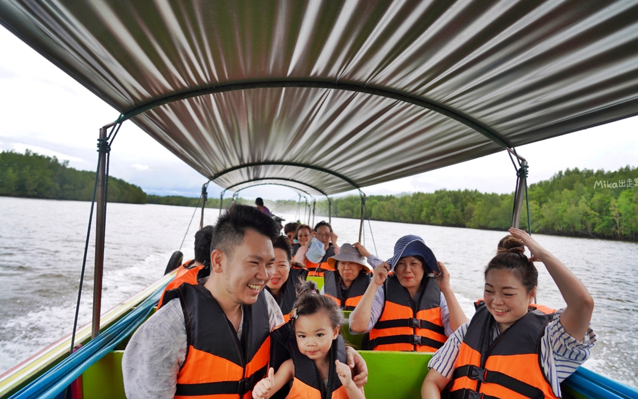 【泰國】 普吉島 攀牙灣國家公園｜搭乘⻑尾船遊覽攀⽛灣海上桂林，造訪國際電影場景拍攝地：割喉島＋007島。