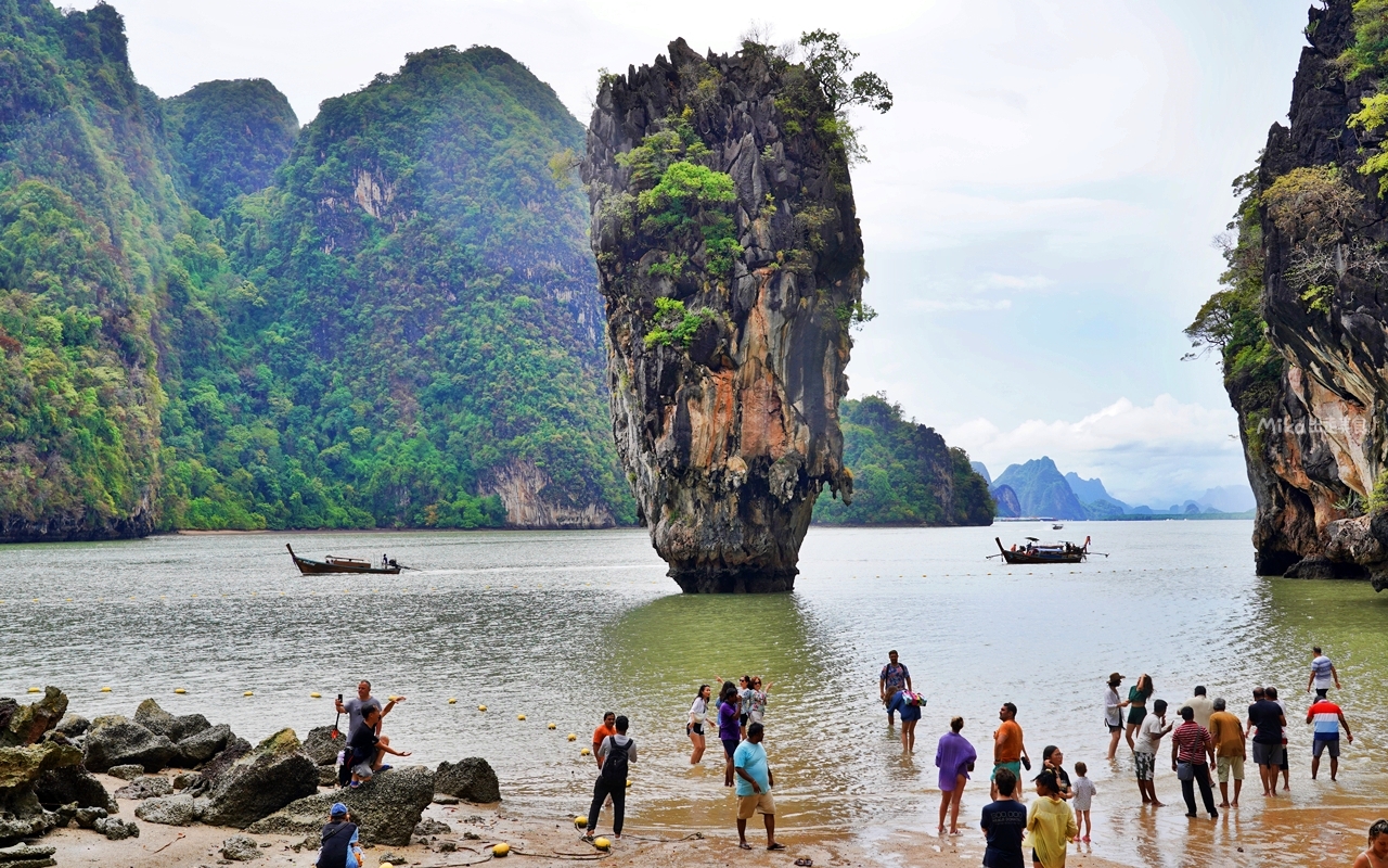 【泰國】 普吉島 攀牙灣國家公園｜搭乘⻑尾船遊覽攀⽛灣海上桂林，造訪國際電影場景拍攝地：割喉島＋007島。