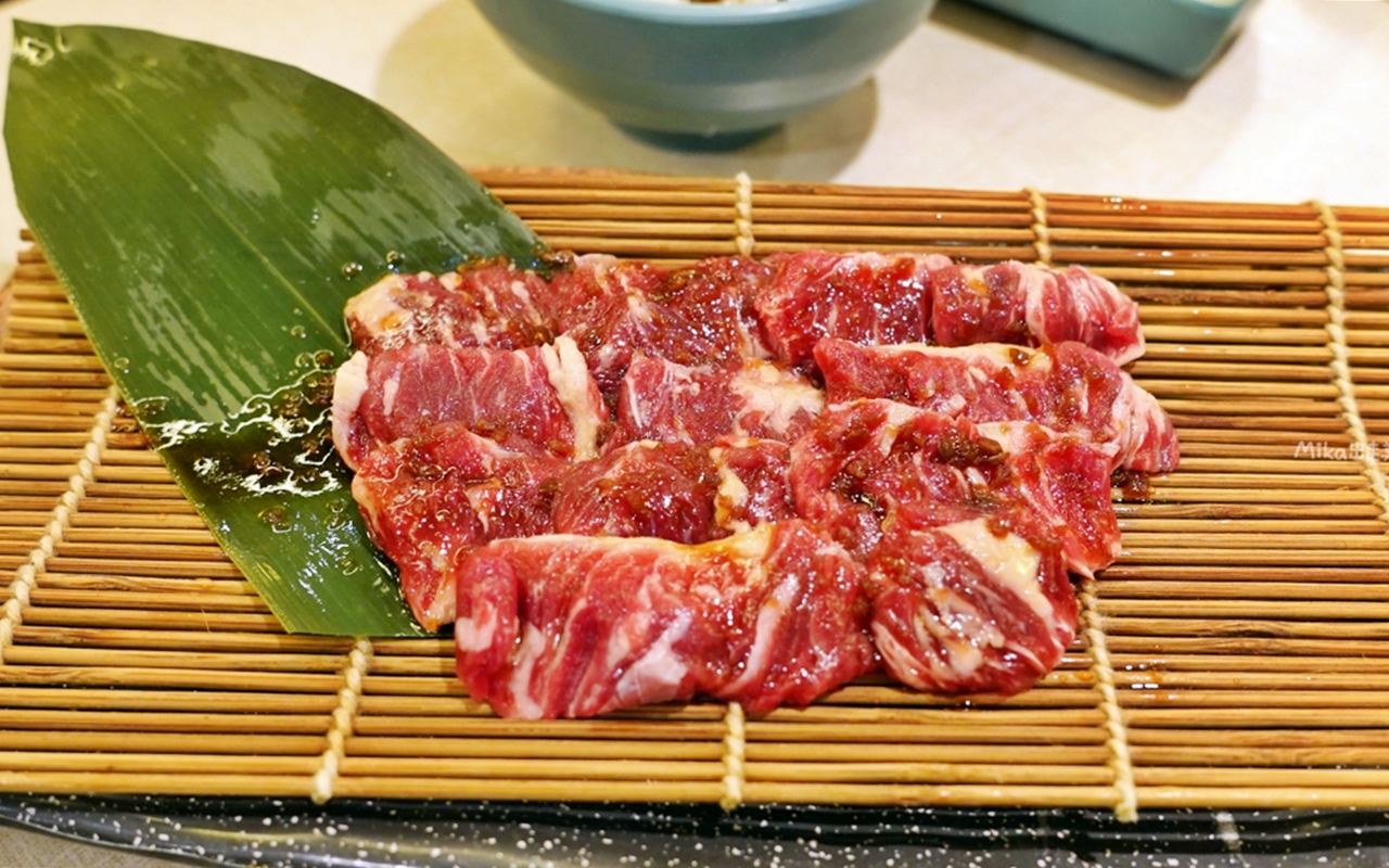 【新北】 新莊 饞饞燒肉｜輔大美食推薦，平價單點燒肉/鍋物， 一個人也能吃的單身友善餐廳，飲料、霜淇淋吃到飽。