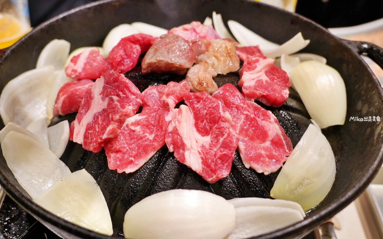 【東京】上野 大眾成吉思汗酒場 羊肉燒烤吃到飽 御徒町店｜上野推薦必吃，羊肉燒烤吃到飽以外，只要600日圓 Highball喝到飽，還有正妹服務喔。