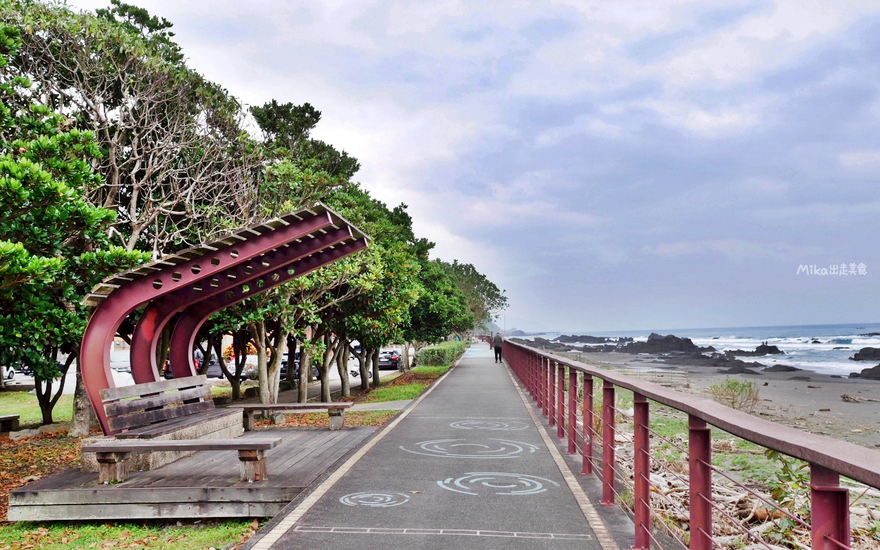 【宜蘭】 蘇澳 良水田CAFE & LIV.（正門在海堤側）｜頭城外澳 海景第一排咖啡廳，搭配當季新鮮水果的蛋糕甜點好好吃。