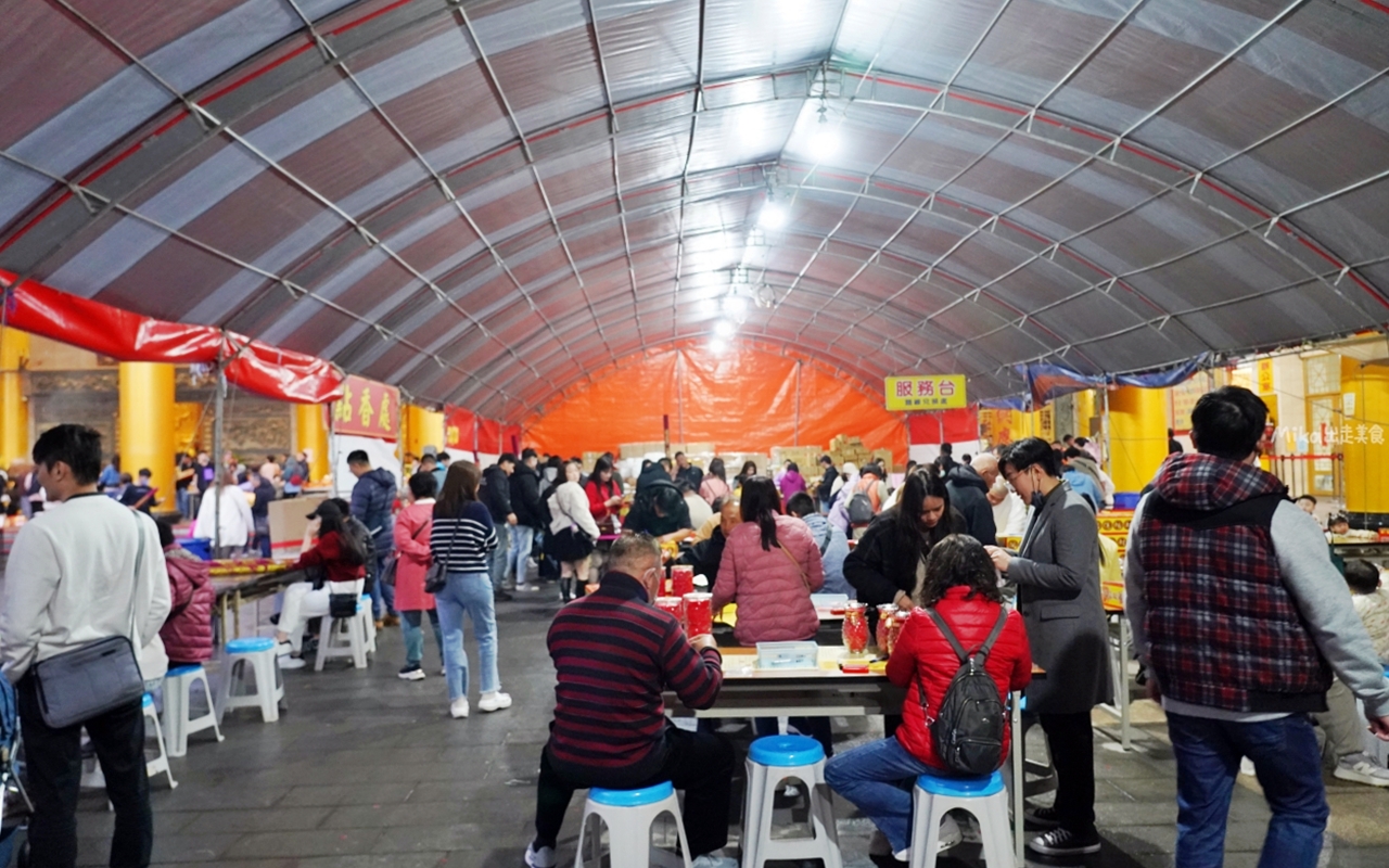 【台中】 龍井 三陽玉府天宮 (龍井天公廟)｜全台最大的天公廟！拜天公超霸氣， 用超巨大 比人還高的龍香及香爐，有夠狂。