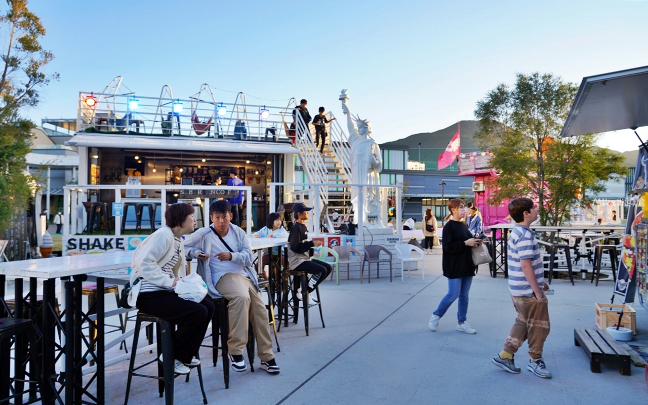 【日本】 THE OUTLETS 北九州& AEON永旺夢樂城八幡東｜九州最大規模的購物天堂，近300多家商店，超級親子友善，還有折扣優惠攻略喔。