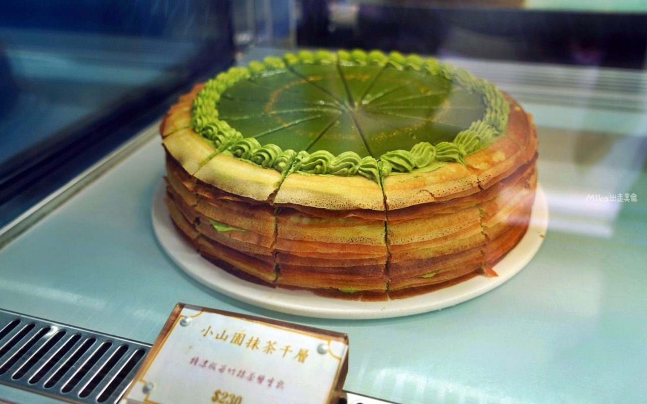 【台中】北區 香緹果子咖啡館｜台中第一名 千層蛋糕！人氣排隊名店，多達25層，奶油香甜不膩口。