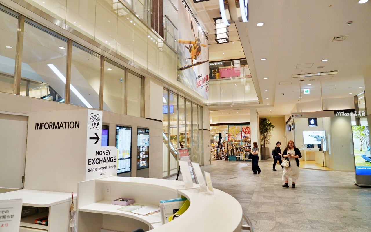 【日本】大分JR九州Blossom飯店|真的就住在JR 大分站旁,擁有可眺望整個大分街景的頂樓露天溫泉,而且還是由七星列車水戸岡大師設計裝潢而成,低調奢華,周邊生活圈便利。 【日本】大分JR九州Blossom飯店|真的就住在JR 大分站旁,擁有可眺望整個大分街景的頂樓露天溫泉,而且還是由七星列車水戸岡大師設計裝潢而成,低調奢華,周邊生活圈便利。