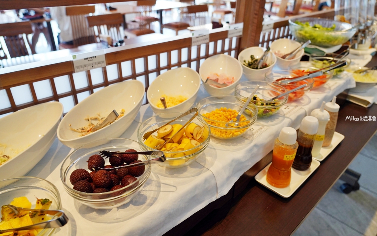 【日本】大分JR九州Blossom飯店|真的就住在JR 大分站旁,擁有可眺望整個大分街景的頂樓露天溫泉,而且還是由七星列車水戸岡大師設計裝潢而成,低調奢華,周邊生活圈便利。 【日本】大分JR九州Blossom飯店|真的就住在JR 大分站旁,擁有可眺望整個大分街景的頂樓露天溫泉,而且還是由七星列車水戸岡大師設計裝潢而成,低調奢華,周邊生活圈便利。