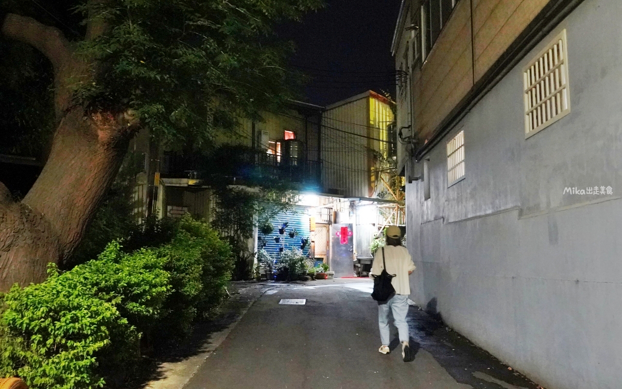 【新竹】 東區 普派西點蛋糕｜巷弄民宅內 新竹隱藏版蛋黃酥，顆顆碩大香酥還很爆餡！激推必買芋頭酥。