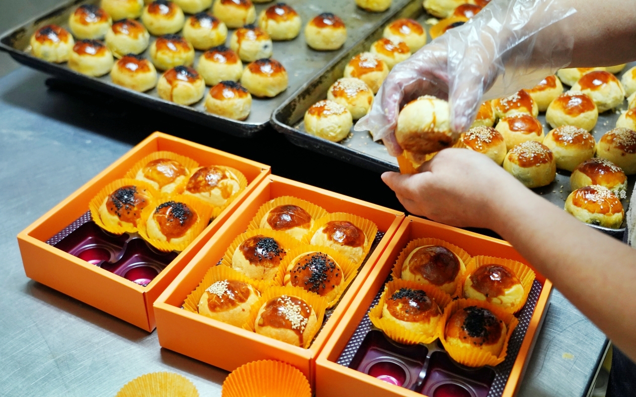 【新竹】 東區 普派西點蛋糕｜巷弄民宅內 新竹隱藏版蛋黃酥，顆顆碩大香酥還很爆餡！激推必買芋頭酥。