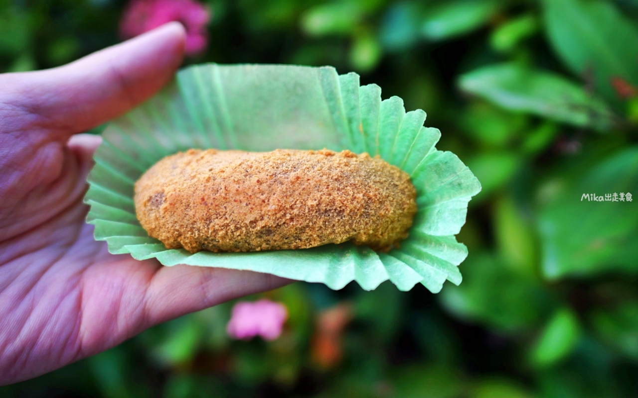 【台中】 中區 久味大姐手工麻糬@台中綠川店｜來自草屯的純米麻糬，既兼具傳統手工又有精美時尚包裝，長圓造型、鹹甜口味都有，台中最佳伴手禮推薦。