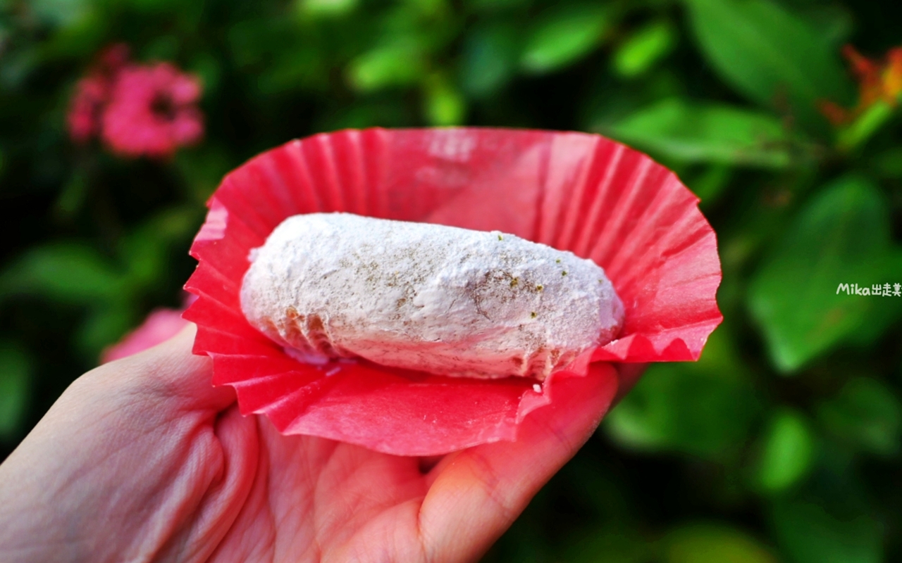 【台中】 中區 久味大姐手工麻糬@台中綠川店｜來自草屯的純米麻糬，既兼具傳統手工又有精美時尚包裝，長圓造型、鹹甜口味都有，台中最佳伴手禮推薦。