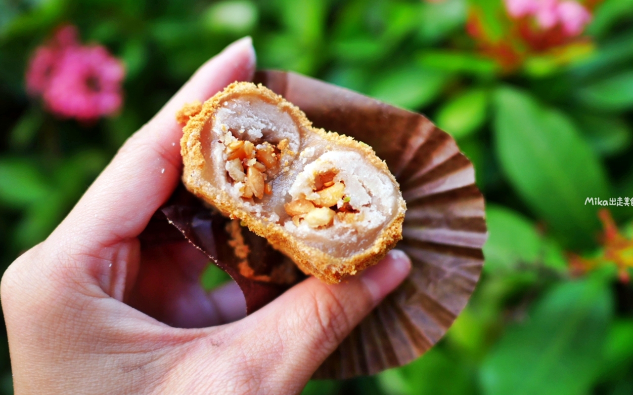 【台中】 中區 久味大姐手工麻糬@台中綠川店｜來自草屯的純米麻糬，既兼具傳統手工又有精美時尚包裝，長圓造型、鹹甜口味都有，台中最佳伴手禮推薦。